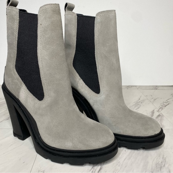 Marc Fisher Ramio Chelsea Gray Suede Heeled Chelsea Boot 7M - Picture 9 of 14